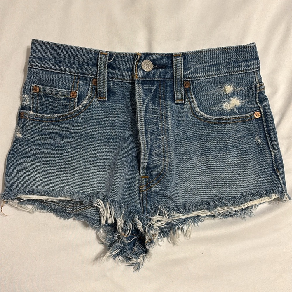 LEVI'S 501 Micro Short in Teeny Weeny 24